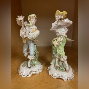 ANTIQUE PORCELAIN TWO FIGURINE MUSICIANS PLAYING ITALY 8” INCHES LONG